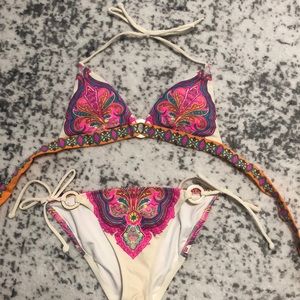 Victoria’s Secret bikini
